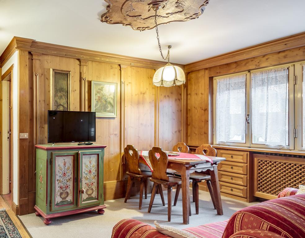 Villa Cristallino -Stayincortina 科尔蒂纳丹佩佐 外观 照片